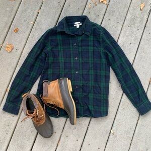Authentic Blue and Green Flannel Shirt || Long Sleeve Plaid Button Up